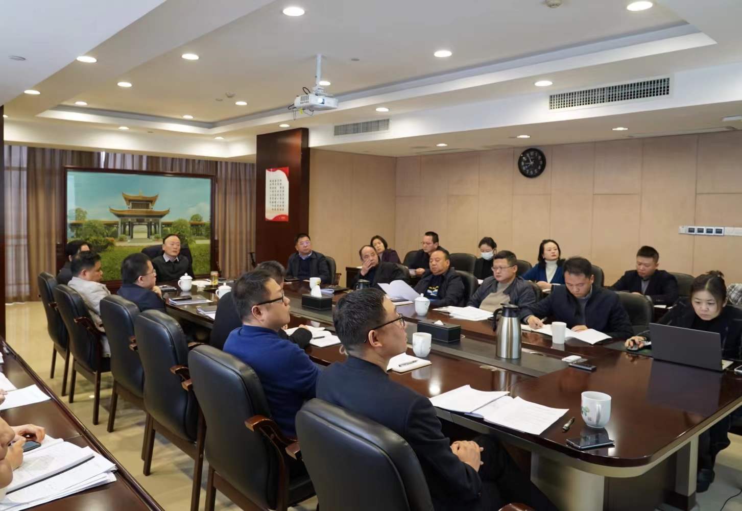 MILAN米兰体育·（中国）官方网站召开2022年经营发展工作务虚会